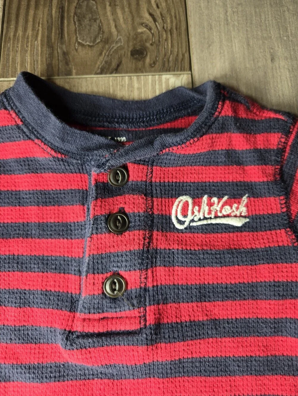 OshKosh B'gosh Baby Boy Striped Red & Navy One-Piece Thermal Bodysuit Size 9M
